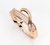 золотое кольцо с цирконом  17091183
